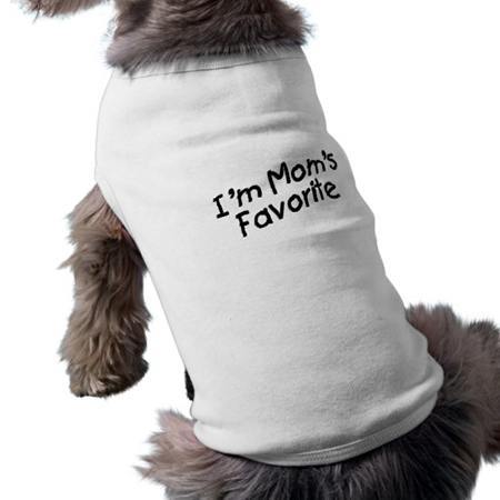 im_moms_favorite_dog_shirt-r28eb7fc79e524271803b0956babcc3a1_v9i79_8byvr_512