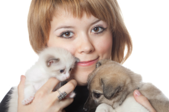 woman-with-dog-and-cat