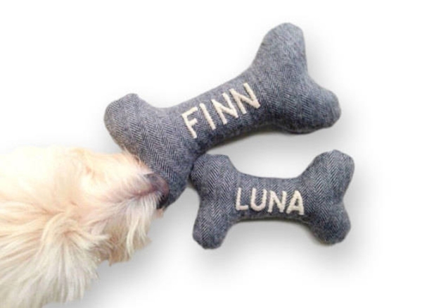 31-dog-gifts-medium-sized-dogs-personalized-bone-toy