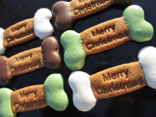 merry christmas dog biscuits